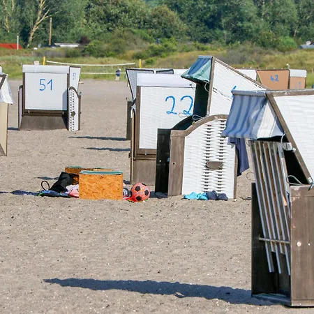 Vakantiehuis Strandblick 8 - Dorf 1 *